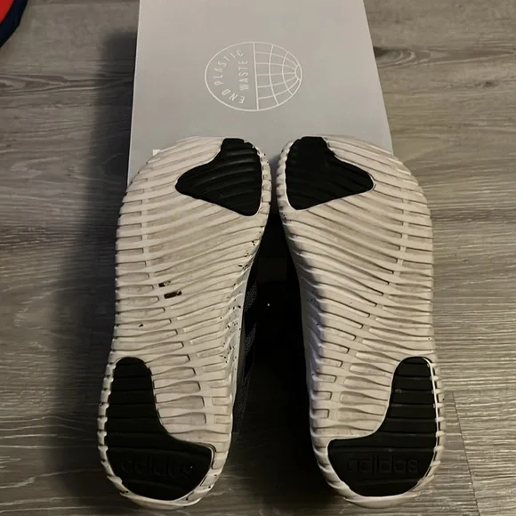 Adidas Men's Kaptir 2.0 Gray Cloudfoam Running Shoe
Size 8 - Picture 9 of 14